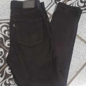 Women Levi's Jean